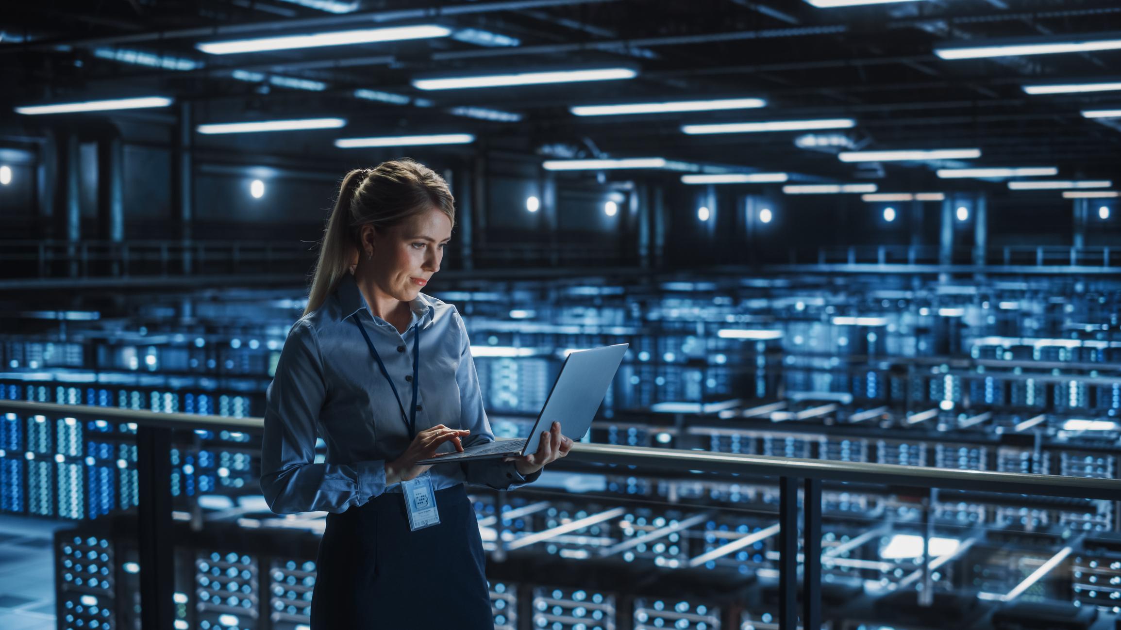 Enterprise-Rechenzentrum: skalierbare Infrastruktur und professionelles Datenmanagement